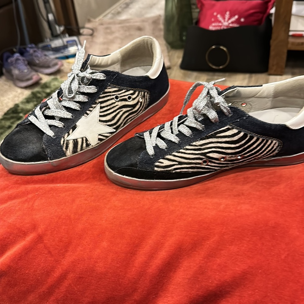 Golden Goose - Picture 4 of 6